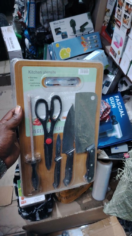 5PCS Kitchen Knife Set with Scissors & Non-Slip Cutting Board